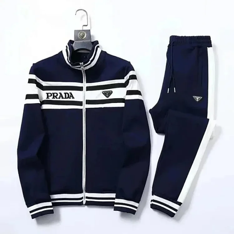 ‌Prada situ