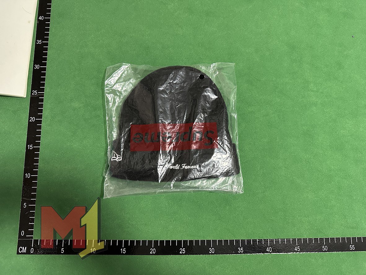 supreme Hat(+8 color）                                                                      -3