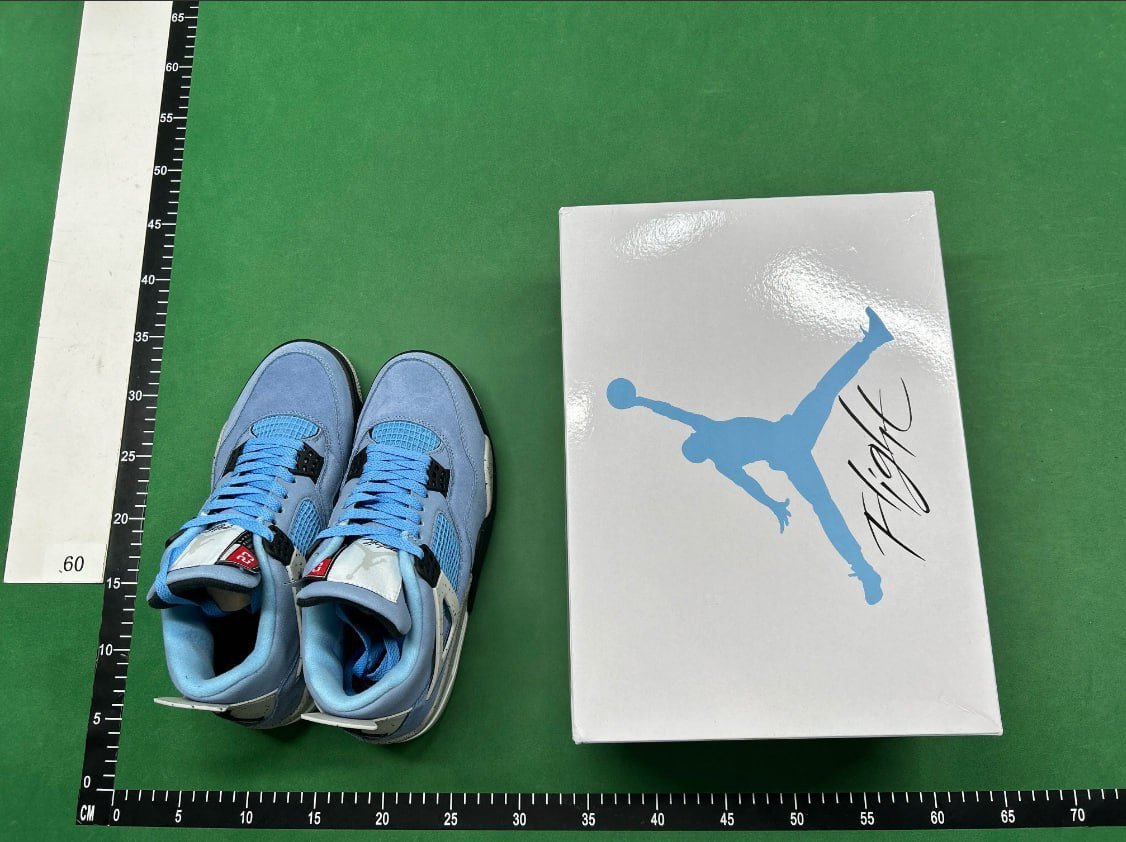 Nike Air Jordan 4 -4