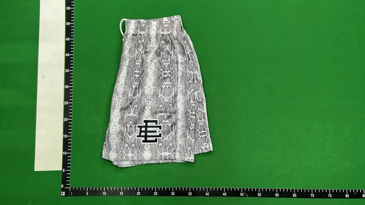  Eric Emanuel SHORTS  -4