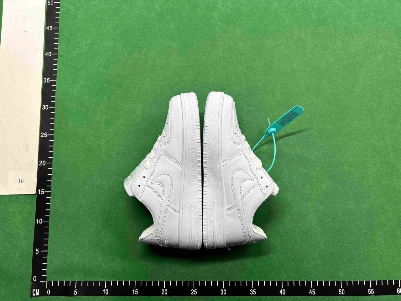 Nike Air Force 1 Sneakers -2