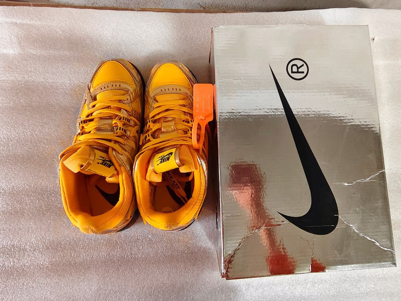 Off-White Rubber Sneakers -1