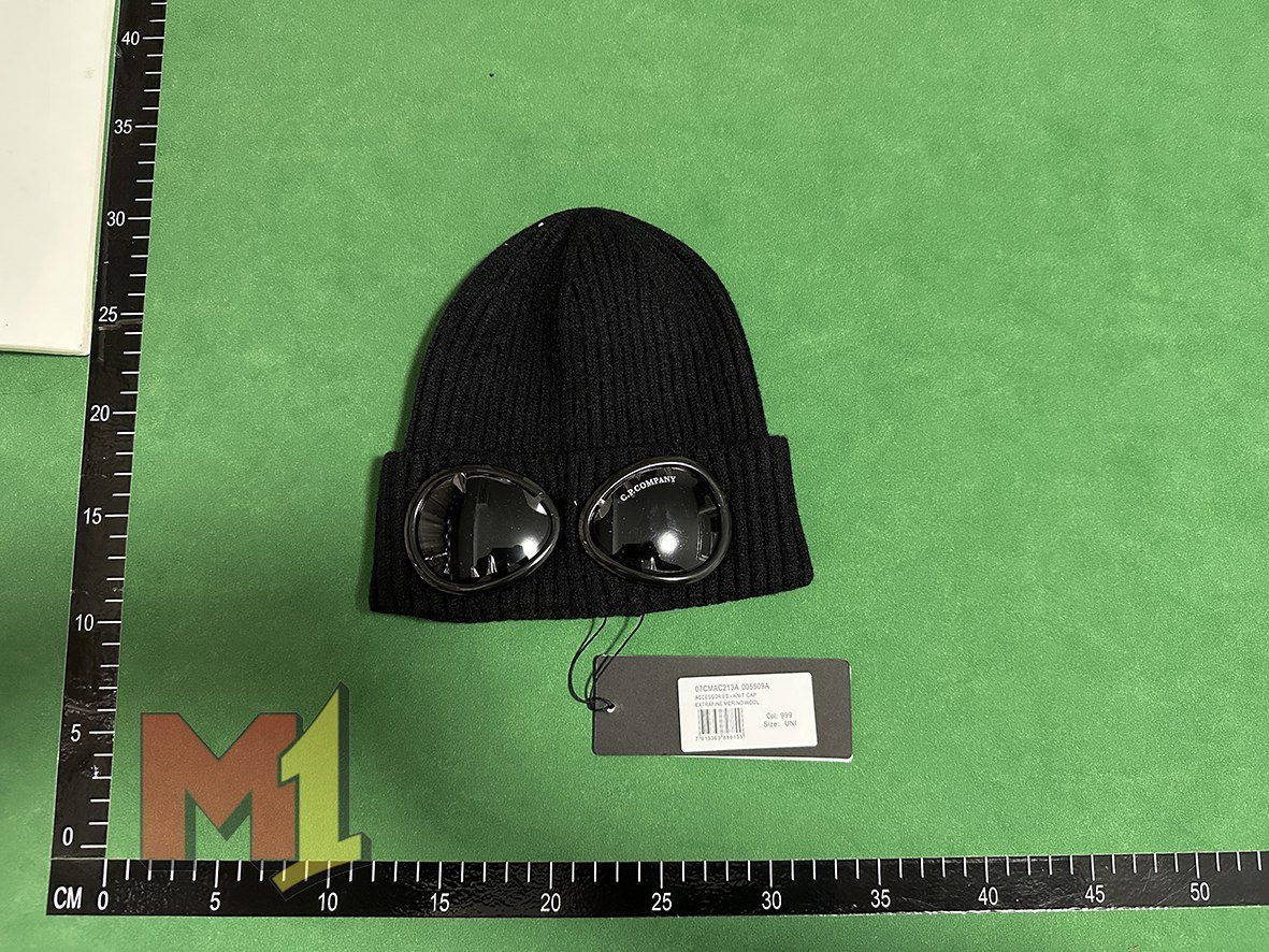 C.P. Company Goggle Beanie Hat [7 Colors] -2