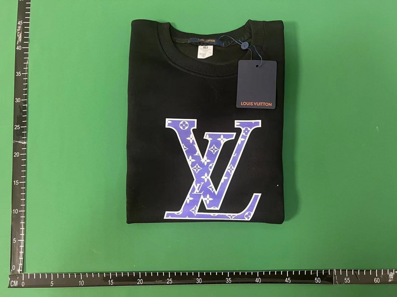 Louis Vuitton LV Monogram / Louis Vuitton² / Graphic Print Sweatshirt -3