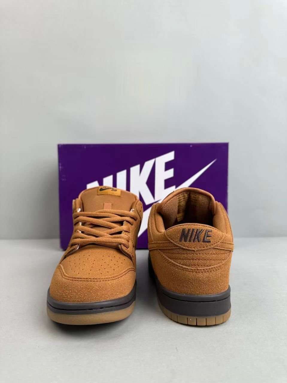 Nike SB Dunk Low Sneakers -3