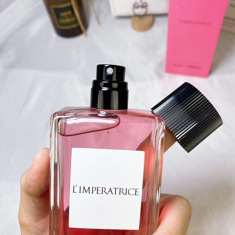 Dolce & Gabbana Queen No. 3 Limited Edition Perfume- -5