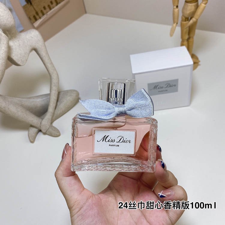 Dior Sweetheart Scarf Fragrance Edition Perfume- -2