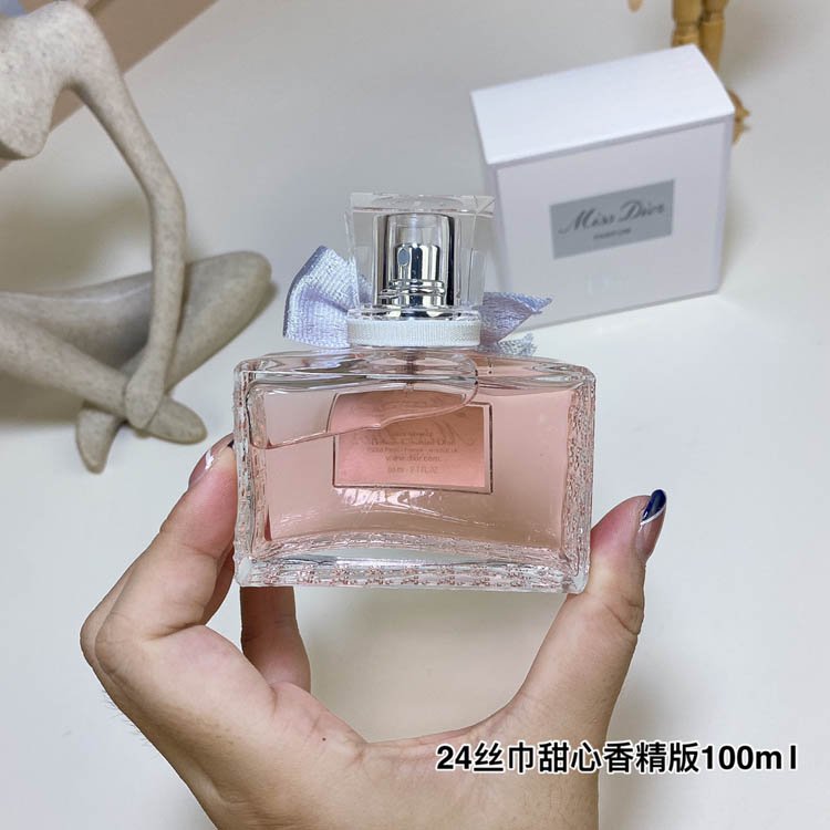 Dior Sweetheart Scarf Fragrance Edition Perfume- -4