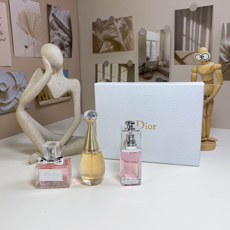 Dior Addict medium sample three-piece perfume set -2