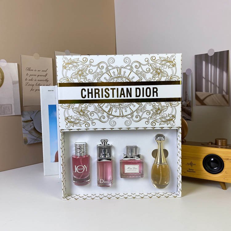 Dior Golden Christmas Four-piece Perfume-3449                   -2