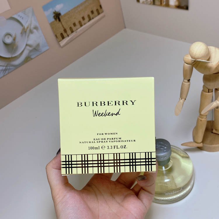 Burberry Weekend Eau de Toilette-3360                   -4