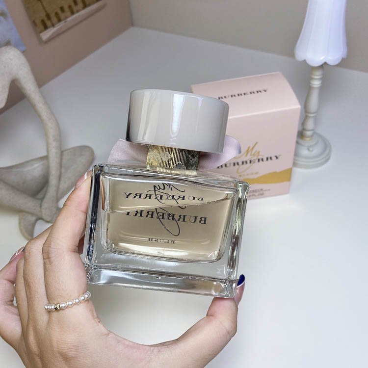Burberry Floral Pink MY Eau de Parfum-3351                   -4