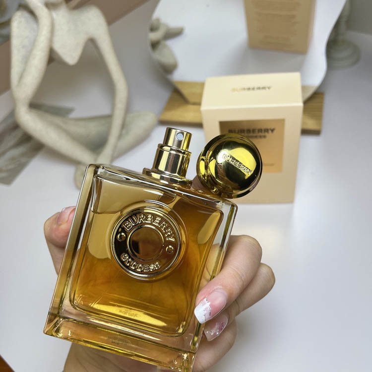 Burberry 2023 Goddess Eau de Parfum-3333                   -5