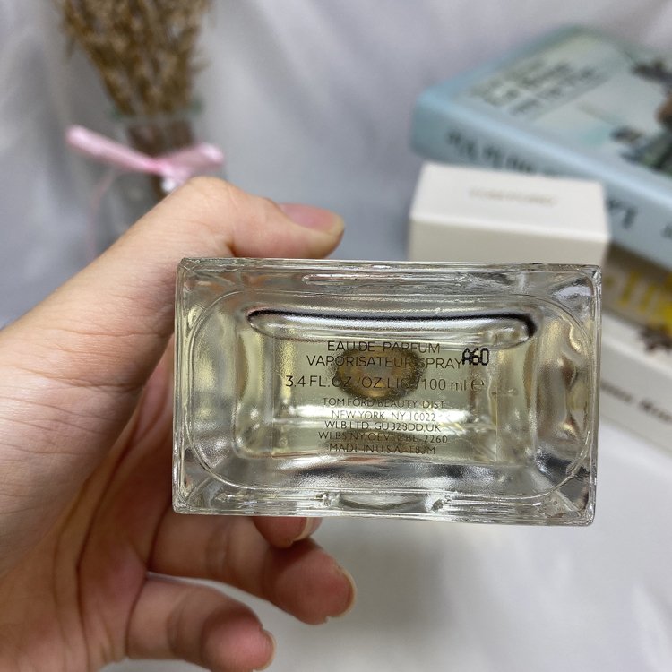 TomFord TF Wite Fleske Wite Musk Parfum-3092                   -4
