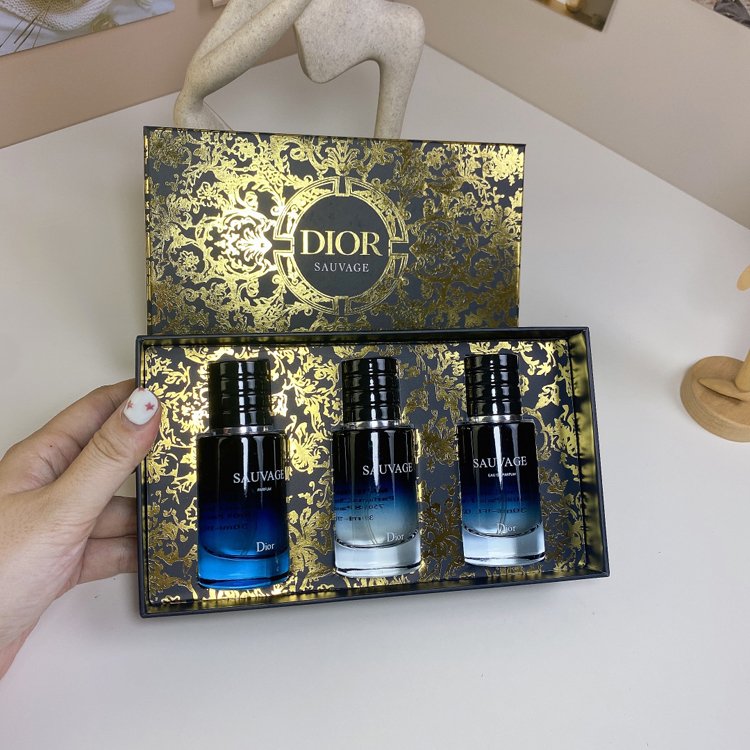 Dior Wilderness 3-piece gold box perfume-3067                   -2